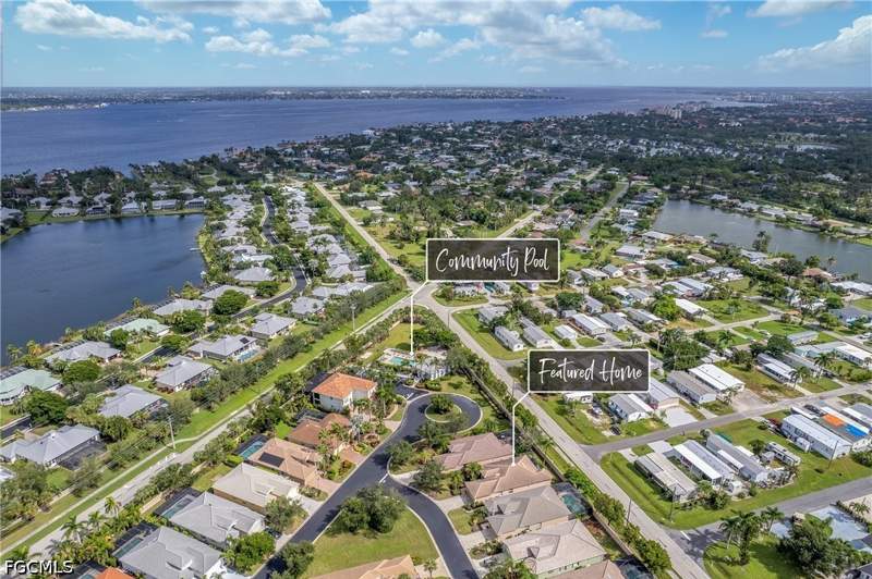 3 bedroom SingleFamilyResidence at 13988 Village Creek Dr, Colonial Shores, Fort Myers — photo 2