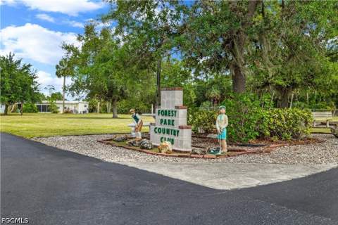 514 Blossom Ct, North Fort Myers FL - photo 20 of 26
