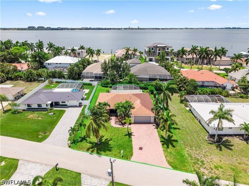 3 bedroom SingleFamilyResidence at 740 Coral Dr, Cape Coral, Cape Coral — photo 3