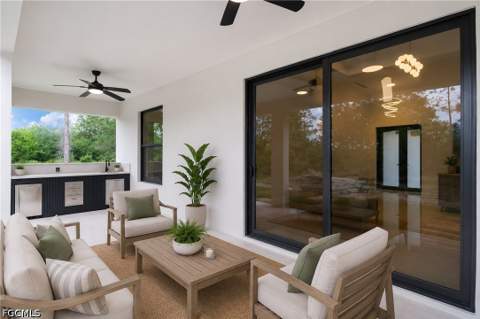 915 Lincoln Ave, Lehigh Acres FL - photo 12 of 37