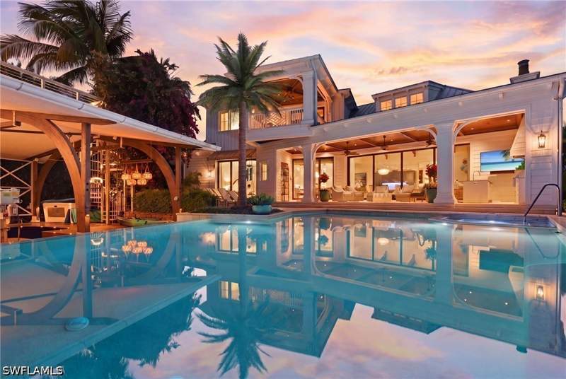 4 bedroom SingleFamilyResidence at 1870 4th St S, Aqualane Shores, Naples — photo 3