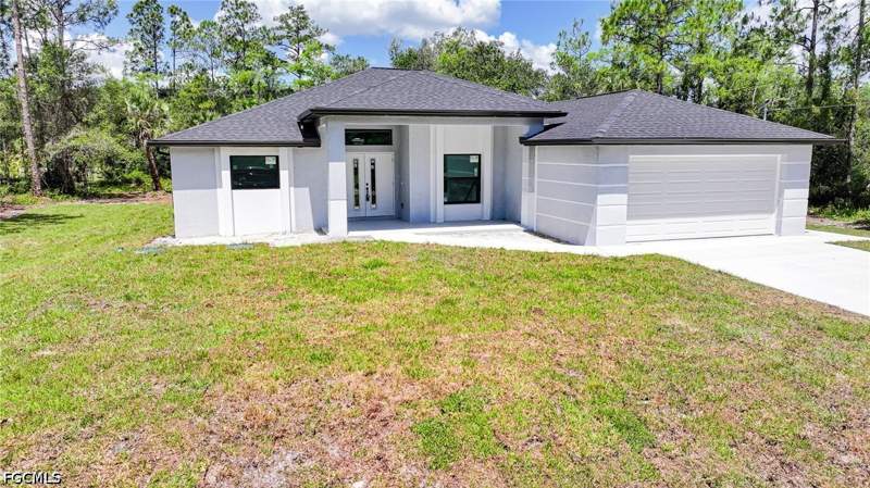 3 bedroom SingleFamilyResidence at 1621 Eighth Ave, Lehigh Acres, Lehigh Acres — photo 3