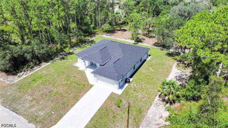 3 bedroom SingleFamilyResidence at 1621 Eighth Ave, Lehigh Acres, Lehigh Acres — photo 4