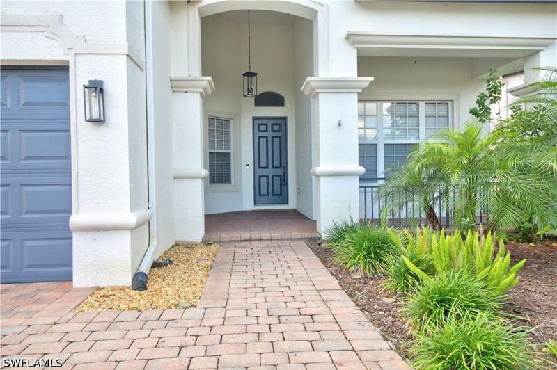5 bedroom SingleFamilyResidence at 1696 Sarazen Pl, Valencia Country Club, Naples — photo 2