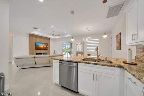60 Floyd Ave S, Lehigh Acres FL - photo 11 of 38
