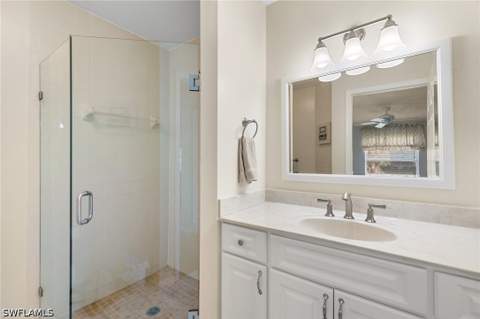 685 Squire Cir 204, Naples FL - photo 15 of 32