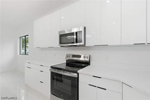 161 Blackstone Dr, Fort Myers FL - photo 7 of 25