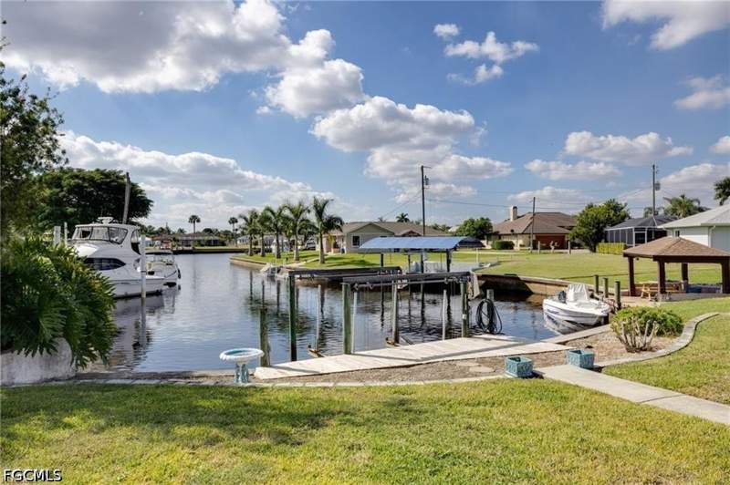 3 bedroom SingleFamilyResidence at 13376 Journeys End, River Forest Island, Fort Myers — photo 3