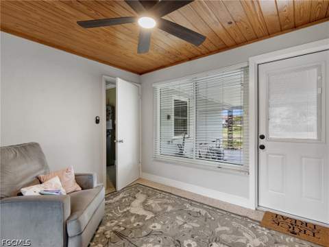 5521 Shaddelee Ln W, Fort Myers FL - photo 13 of 22