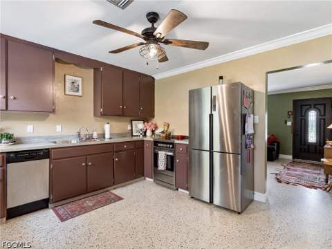 5521 Shaddelee Ln W, Fort Myers FL - photo 7 of 22
