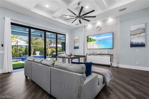 8800 Woodgate Manor Ct, Fort Myers FL - photo 6 of 25