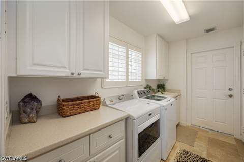 8149 Xenia Ln, Naples FL - photo 19 of 25