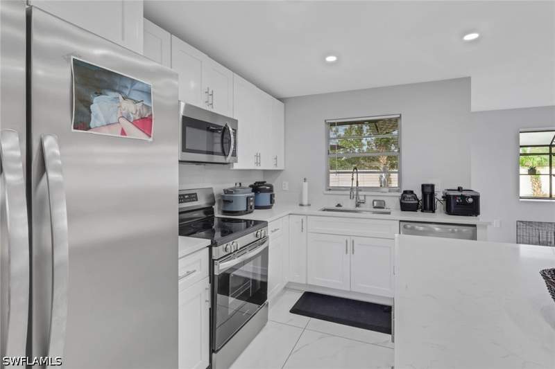 3 bedroom SingleFamilyResidence at 2025 49th Ter SW, Golden Gate City, Naples — photo 3