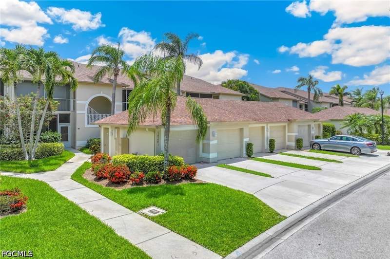 2 bedroom Condominium at 14261 Hickory Links Ct 1214, Verandas, Fort Myers — photo 3