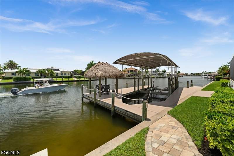 4 bedroom SingleFamilyResidence at 105 SW 52nd St, Cape Coral, Cape Coral — photo 5