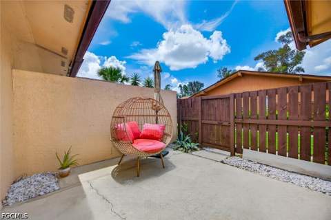 6315 Royal Woods Dr, Fort Myers FL - photo 18 of 37