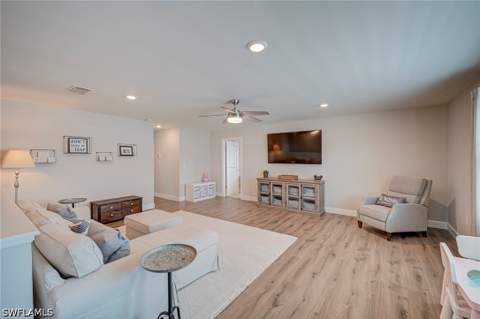 9022 Slade Ter, Fort Myers FL - photo 15 of 44
