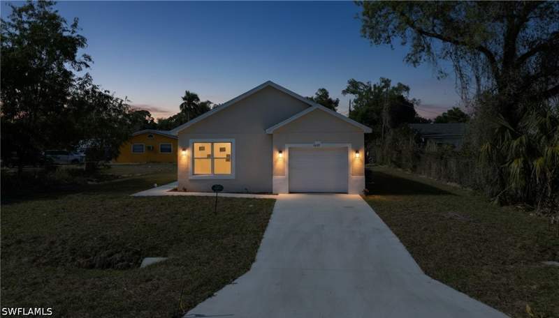 4 bedroom SingleFamilyResidence at 2173 Mitchell Ct, Harlem Lake, Fort Myers — photo 2