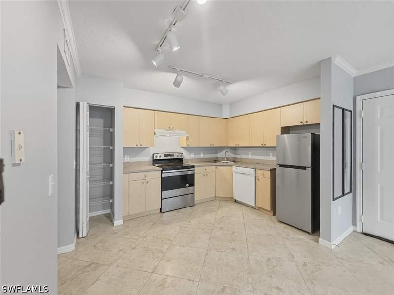 1 bedroom Condominium at 8687 River Homes Ln 4207, Sanctuary, Bonita Springs — photo 2