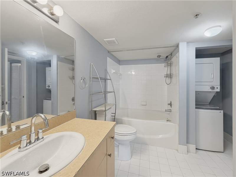 1 bedroom Condominium at 8687 River Homes Ln 4207, Sanctuary, Bonita Springs — photo 5