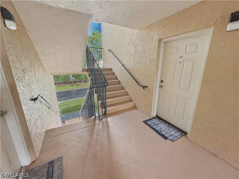 8687 River Homes Ln 4207, Bonita Springs FL - photo 6 of 10