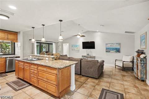 1533 SW 57th Ter, Cape Coral FL - photo 10 of 33