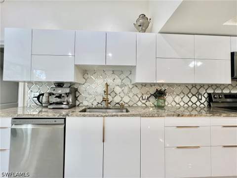 2499 River Reach Dr, Naples FL - photo 15 of 27