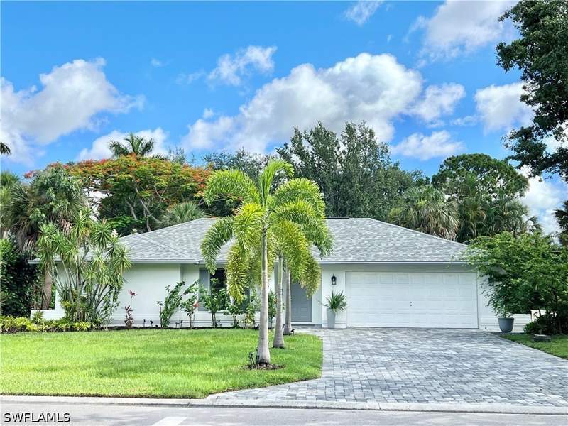 3 bedroom SingleFamilyResidence at 2499 River Reach Dr, River Reach, Naples — photo 2