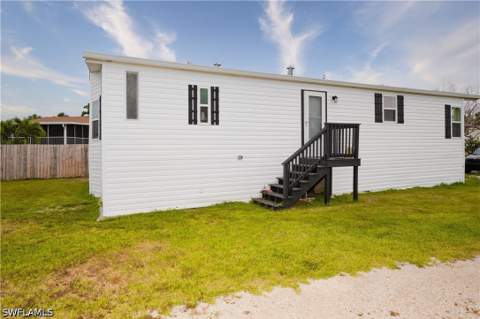 16820 Banyon Dr, Fort Myers FL - photo 16 of 34
