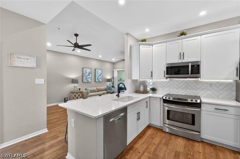 3 bedroom Condominium at 15420 Bellamar Cir 3123, Bellamar, Fort Myers — photo 2