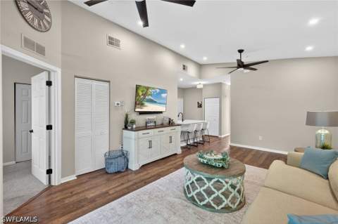 15420 Bellamar Cir 3123, Fort Myers FL - photo 9 of 31