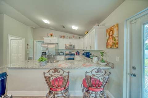 520 Wilmington Pkwy, Cape Coral FL - photo 24 of 47