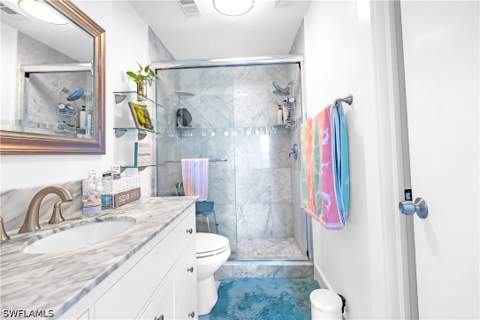 1330 Derbyshire Ct E203, Naples FL - photo 23 of 39