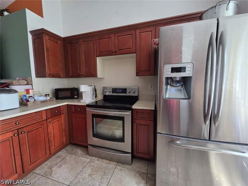 3 bedroom SingleFamilyResidence at 3529 Sunshine Blvd, Lehigh Acres, Lehigh Acres — photo 5