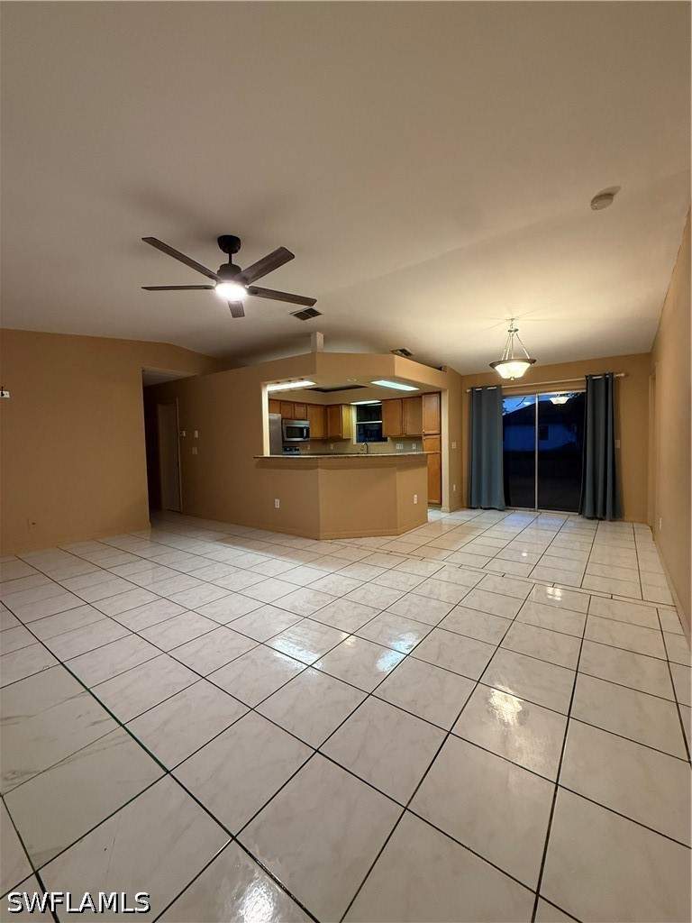 3 bedroom SingleFamilyResidence at 1006 NE 2nd Ave, Cape Coral, Cape Coral — photo 4