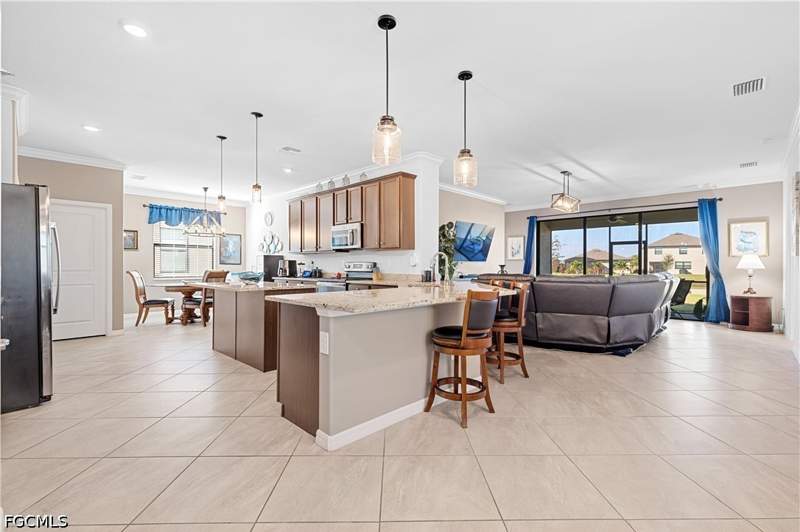 4 bedroom SingleFamilyResidence at 14550 Carva Ln, Portico, Fort Myers — photo 5