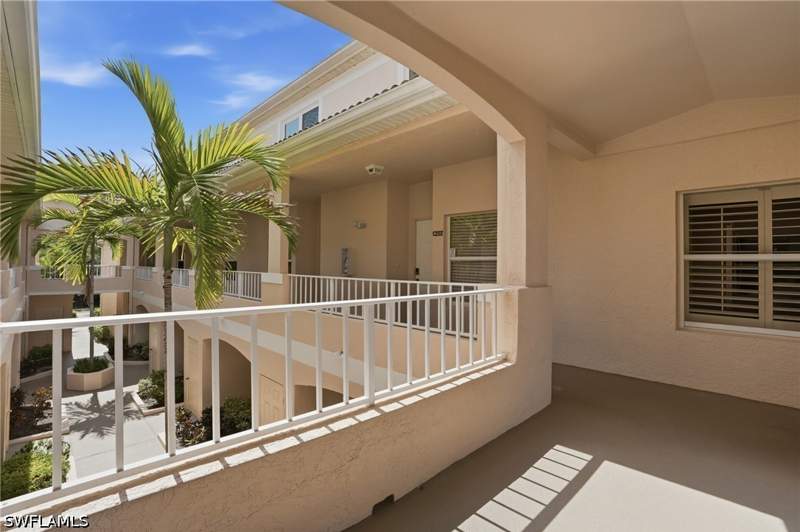 2 bedroom Condominium at 1096 Woodshire Ln C202, Fairways At Emerald Greens, Naples — photo 5
