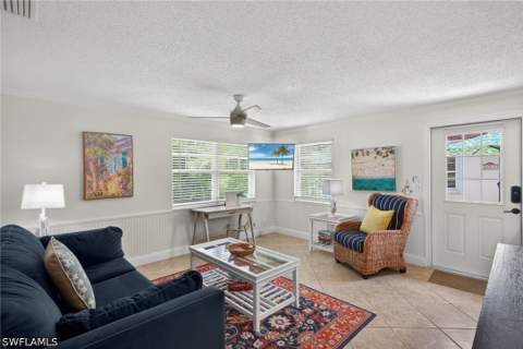 559 105th Ave N, Naples FL - photo 13 of 25