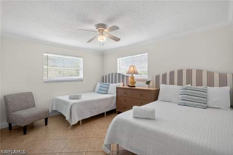 559 105th Ave N, Naples FL - photo 9 of 25