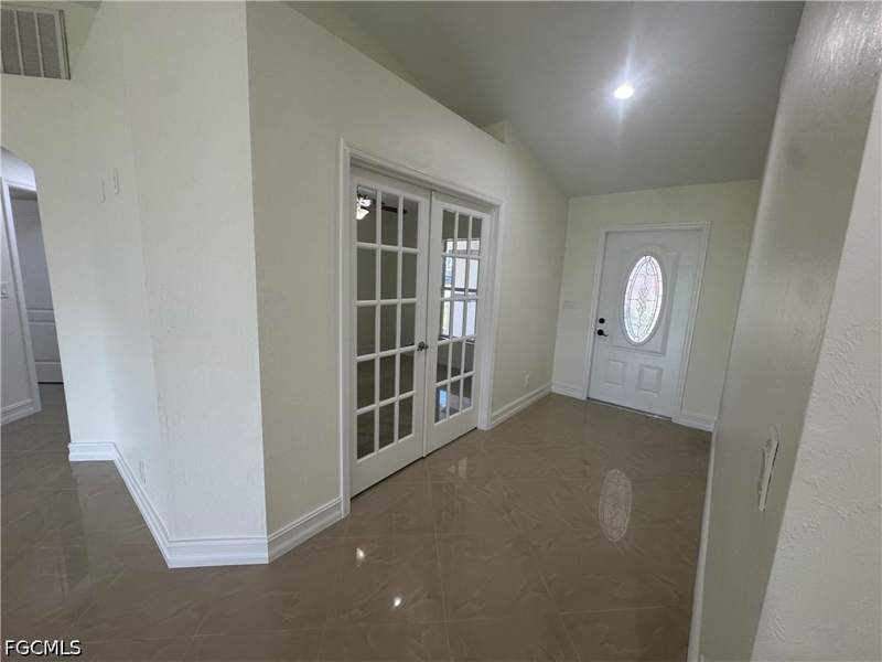 3 bedroom SingleFamilyResidence at 1626 Four Mile Cove Pkwy, Cape Coral, Cape Coral — photo 4