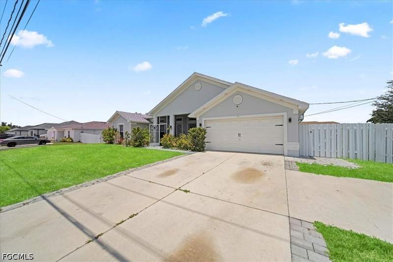 4 bedroom SingleFamilyResidence at 22 Nelson Rd S, Cape Coral, Cape Coral — photo 3