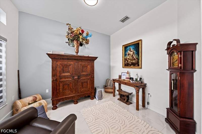 4 bedroom SingleFamilyResidence at 22 Nelson Rd S, Cape Coral, Cape Coral — photo 5