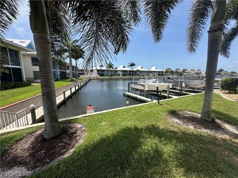 4116 SE 20th Pl 102, Cape Coral FL - photo 18 of 32