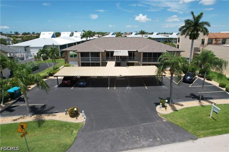 2 bedroom Condominium at 4116 SE 20th Pl 102, Sno-Bird Condo, Cape Coral — photo 2