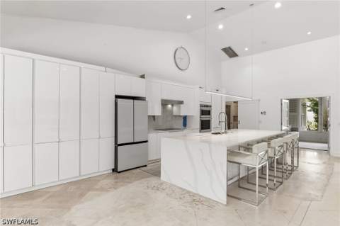 2205 Noble Ct, Naples FL - photo 9 of 41
