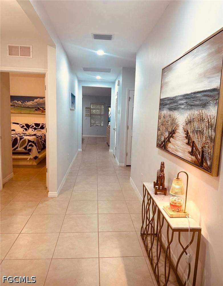 4 bedroom SingleFamilyResidence at 932 SW 7th Ave, Cape Coral, Cape Coral — photo 2