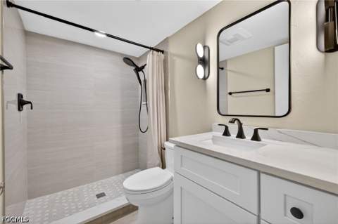 4396 Bowsprit Ct 1B, Fort Myers FL - photo 16 of 44
