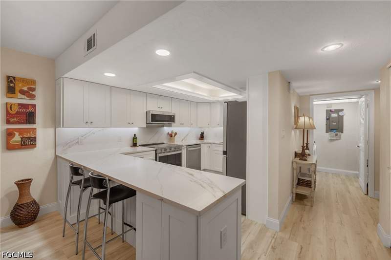 2 bedroom Condominium at 4396 Bowsprit Ct 1B, Windjammer Village At The Land, Fort Myers — photo 3