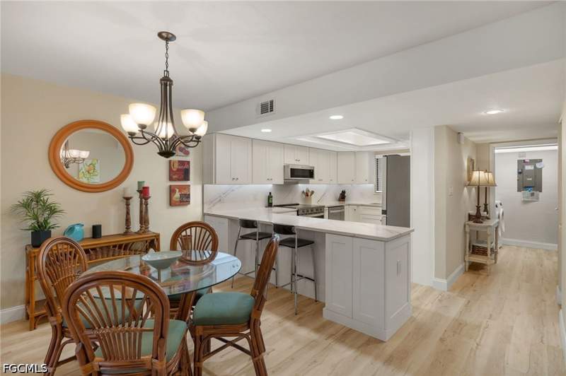 2 bedroom Condominium at 4396 Bowsprit Ct 1B, Windjammer Village At The Land, Fort Myers — photo 5