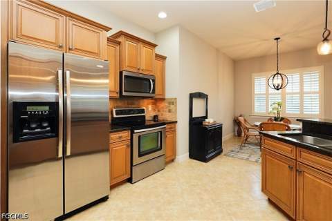 11265 Suffield St, Fort Myers FL - photo 13 of 48